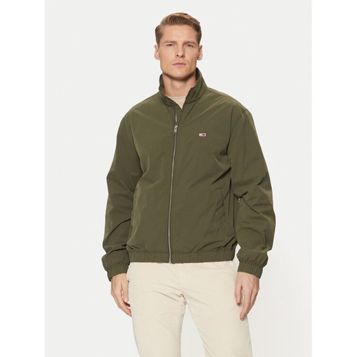 Tommy Jeans Kurtka przejściowa Essential DM0DM20655 Zielony Regular Fit ze sklepu MODIVO w kategorii Kurtki męskie - zdjęcie 182605824