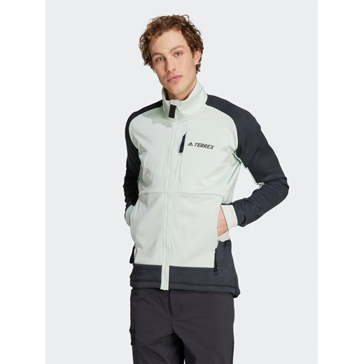 adidas Polar Terrex Tech Flooce Hiking Fleece HS9775 Zielony Regular Fit ze sklepu MODIVO w kategorii Bluzy męskie - zdjęcie 182606974