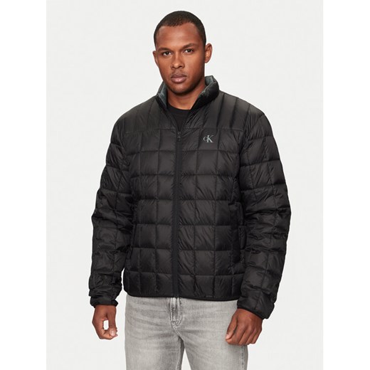 Calvin Klein Jeans Kurtka puchowa J30J324981 Czarny Regular Fit ze sklepu MODIVO w kategorii Kurtki męskie - zdjęcie 182607772