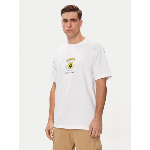 DC T-Shirt Lucky Hand Hss ADYZT05366 Biały Regular Fit ze sklepu MODIVO w kategorii T-shirty męskie - zdjęcie 182609522