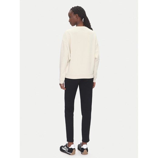 EA7 Emporio Armani Dres 7W000487 AF12501 M1024 Écru Regular Fit ze sklepu MODIVO w kategorii Dresy damskie - zdjęcie 182610511