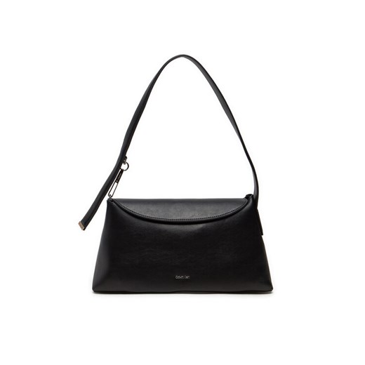 Calvin Klein Torebka Soft Sculpt Shoulder Bag K60K612565 Czarny ze sklepu MODIVO w kategorii Torebki damskie - zdjęcie 182610744