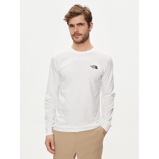 The North Face Longsleeve Redbox NF0A87NN Biały Regular Fit ze sklepu MODIVO w kategorii T-shirty męskie - zdjęcie 182611142