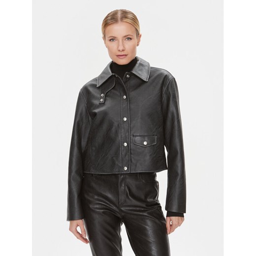 Calvin Klein Jeans Koszula J20J222553 Czarny Relaxed Fit ze sklepu MODIVO w kategorii Koszule damskie - zdjęcie 182611480