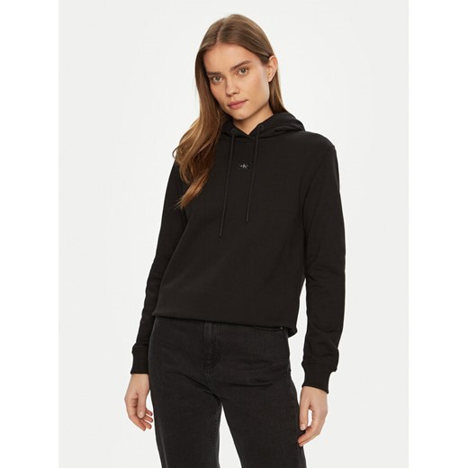 Calvin Klein Jeans Bluza J20J225085 Czarny Regular Fit ze sklepu MODIVO w kategorii Bluzy damskie - zdjęcie 182612341