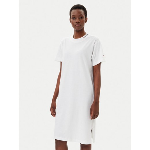 Champion Sukienka codzienna 117782 Biały Loose Fit ze sklepu MODIVO w kategorii Sukienki - zdjęcie 182614720