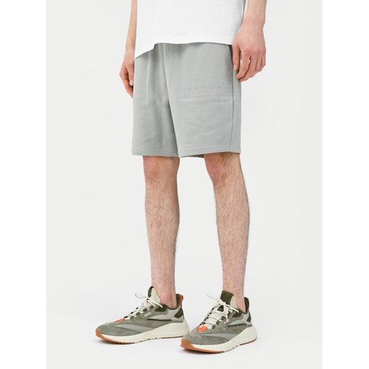 4F Szorty sportowe 4FWSS24TSHOM330 Szary Regular Fit ze sklepu MODIVO w kategorii Spodenki męskie - zdjęcie 182614994