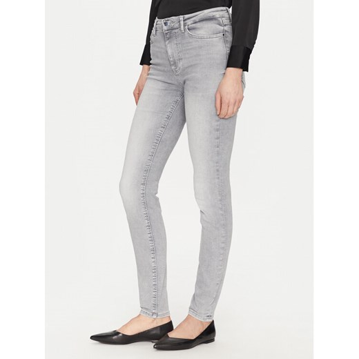 Guess Jeansy W5RA46 D5L81 Szary Skinny Fit ze sklepu MODIVO w kategorii Jeansy damskie - zdjęcie 182615810