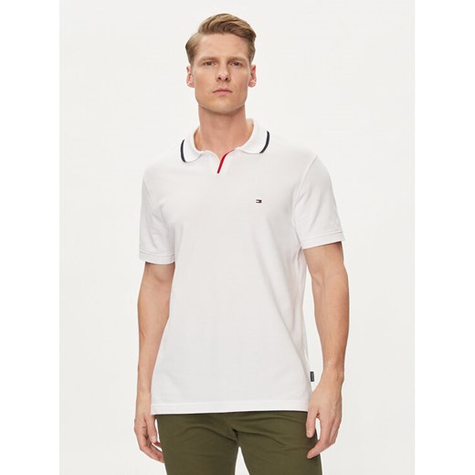 Tommy Hilfiger Polo MW0MW34772 Biały Regular Fit ze sklepu MODIVO w kategorii T-shirty męskie - zdjęcie 182616651