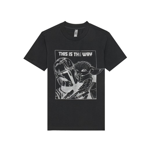 adidas T-Shirt Star Wars The Mandalorian™ JD4547 Czarny Regular Fit ze sklepu MODIVO w kategorii T-shirty chłopięce - zdjęcie 182616843