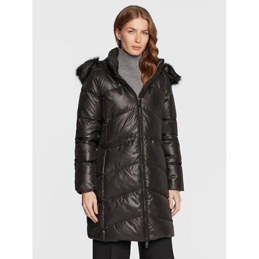 Calvin Klein Kurtka puchowa Essential K20K204953 Czarny Regular Fit ze sklepu MODIVO w kategorii Kurtki damskie - zdjęcie 182619503
