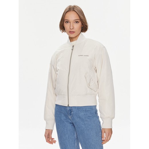 Tommy Jeans Kurtka bomber Classics DW0DW17240 Beżowy Regular Fit ze sklepu MODIVO w kategorii Kurtki damskie - zdjęcie 182620213