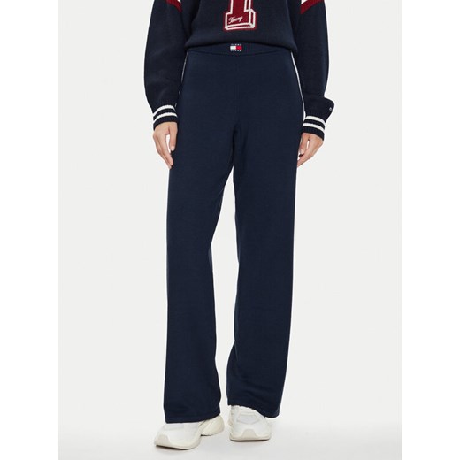 Tommy Jeans Spodnie materiałowe Badge DW0DW18532 Granatowy Wide Leg ze sklepu MODIVO w kategorii Spodnie damskie - zdjęcie 182620623