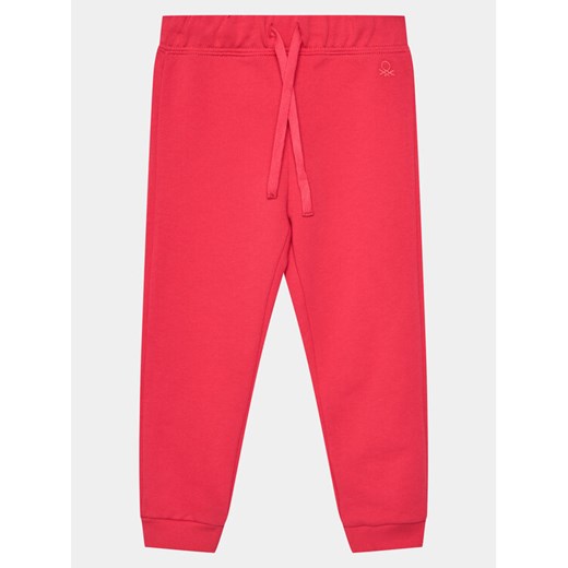 United Colors Of Benetton Spodnie dresowe 3J70GF01N Różowy Regular Fit ze sklepu MODIVO w kategorii Spodnie i półśpiochy - zdjęcie 182621071