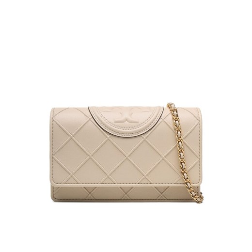 Tory Burch Torebka Fleming Soft Chain Wallet 138853 Beżowy ze sklepu MODIVO w kategorii Kopertówki - zdjęcie 182621190