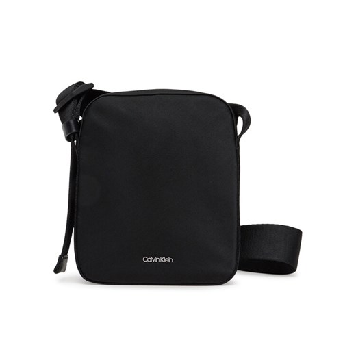 Calvin Klein Saszetka Ck Ease Reporter S K50K512886 Czarny ze sklepu MODIVO w kategorii Torby męskie - zdjęcie 182621353