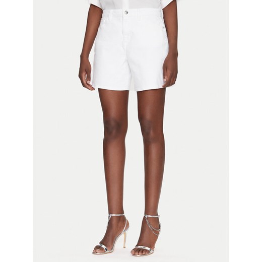 Guess Szorty jeansowe W5GD1A D4T50 Biały Regular Fit ze sklepu MODIVO w kategorii Szorty - zdjęcie 182621822