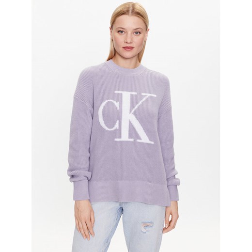 Calvin Klein Jeans Sweter J20J221347 Fioletowy Regular Fit ze sklepu MODIVO w kategorii Swetry damskie - zdjęcie 182622562