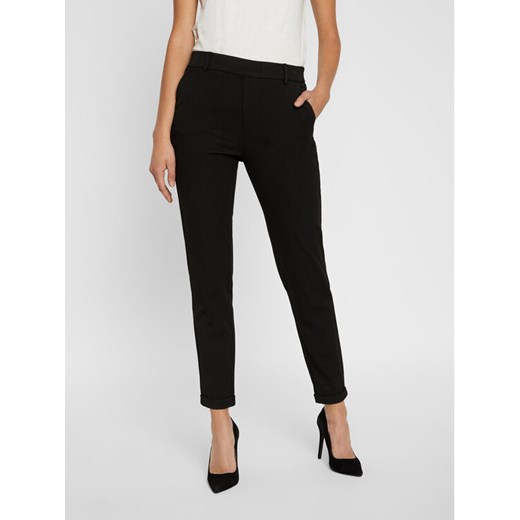 Vero Moda Chinosy Maya 10225280 Czarny Regular Fit ze sklepu MODIVO w kategorii Spodnie damskie - zdjęcie 182622572
