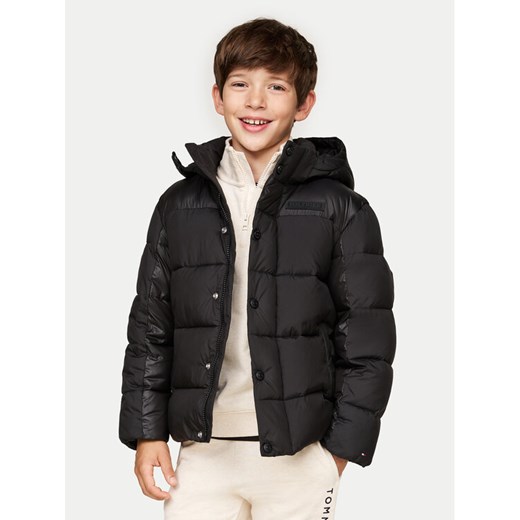 Tommy Hilfiger Kurtka puchowa KB0KB09207 Czarny Regular Fit ze sklepu MODIVO w kategorii Kurtki chłopięce - zdjęcie 182623313