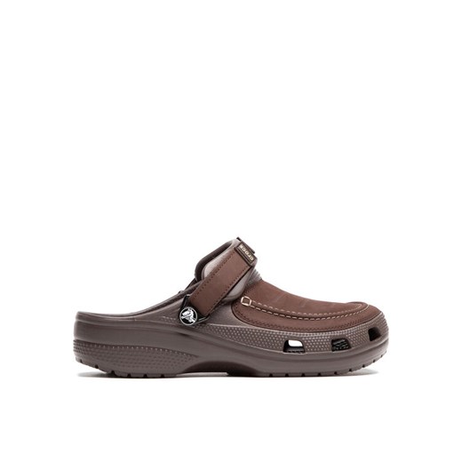 Crocs Klapki Yukon Vista II Clog M 207142 Brązowy ze sklepu MODIVO w kategorii Klapki męskie - zdjęcie 182623740