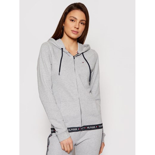 Tommy Hilfiger Bluza UW0UW00582 Szary Regular Fit ze sklepu MODIVO w kategorii Bluzy damskie - zdjęcie 182623741