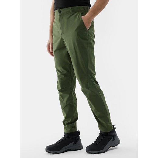 4F Spodnie outdoor 4FWSS24TFTRM483 Zielony Regular Fit ze sklepu MODIVO w kategorii Spodnie męskie - zdjęcie 182623843