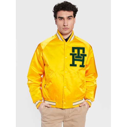 Tommy Hilfiger Kurtka bomber Varsity MW0MW29017 Żółty Regular Fit ze sklepu MODIVO w kategorii Kurtki męskie - zdjęcie 182624642