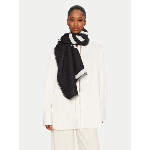 Calvin Klein Szal K60K612879 Czarny ze sklepu MODIVO w kategorii Szaliki i chusty damskie - zdjęcie 182624782