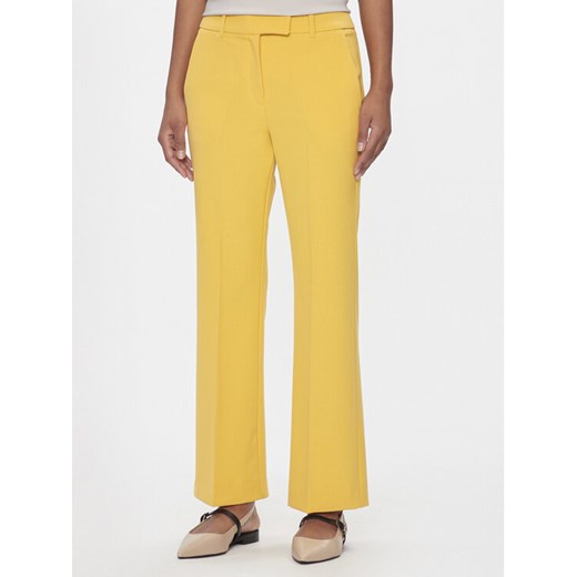 Marella Spodnie materiałowe Child 2413131061200 Żółty Regular Fit ze sklepu MODIVO w kategorii Spodnie damskie - zdjęcie 182625490