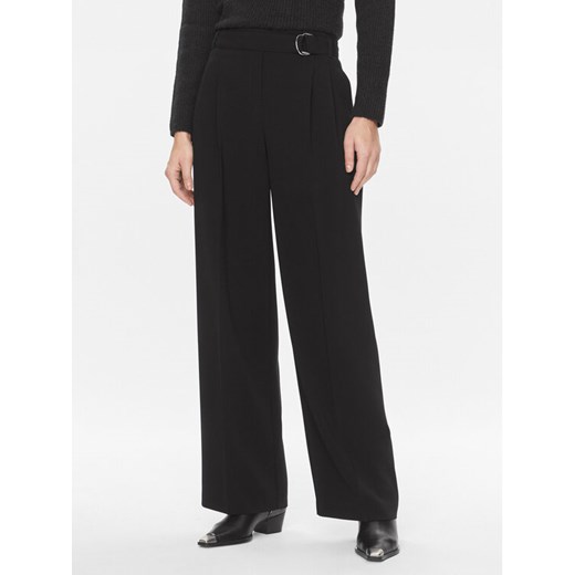 Boss Spodnie materiałowe Tapiana 50479405 Czarny Relaxed Fit ze sklepu MODIVO w kategorii Spodnie damskie - zdjęcie 182627024
