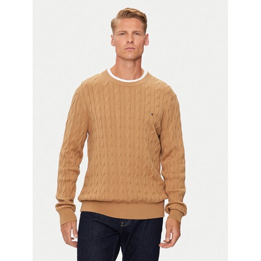 Tommy Hilfiger Sweter MW0MW33132 Beżowy Regular Fit ze sklepu MODIVO w kategorii Swetry męskie - zdjęcie 182627061