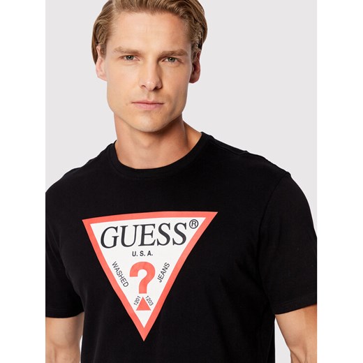 Guess T-Shirt M2GI68 KBA60 Czarny Regular Fit ze sklepu MODIVO w kategorii T-shirty męskie - zdjęcie 182627923