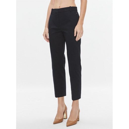 Tommy Hilfiger Chinosy Essential WW0WW39866 Granatowy Slim Fit ze sklepu MODIVO w kategorii Spodnie damskie - zdjęcie 182628280