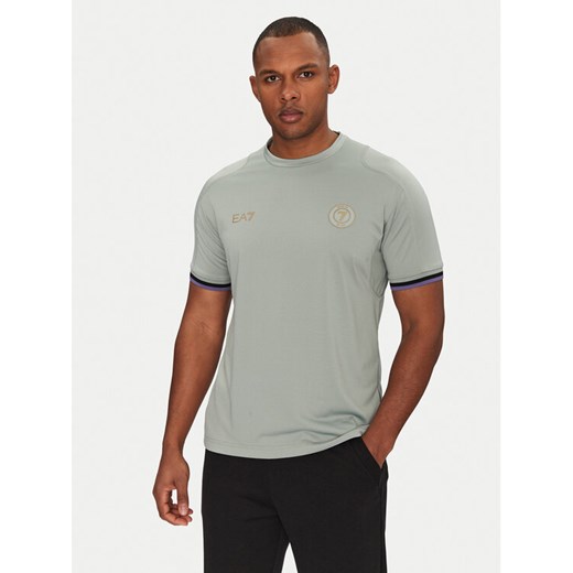 EA7 Emporio Armani Koszulka techniczna 7M000256 AF13537 U9024 Zielony Regular Fit ze sklepu MODIVO w kategorii T-shirty męskie - zdjęcie 182630011