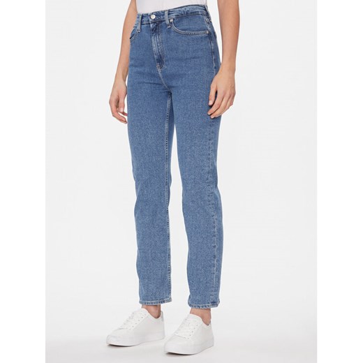 Calvin Klein Jeans Jeansy Ckj Dnm Kyro Quartzblue J20J222777 Niebieski Straight Fit ze sklepu MODIVO w kategorii Jeansy damskie - zdjęcie 182630054