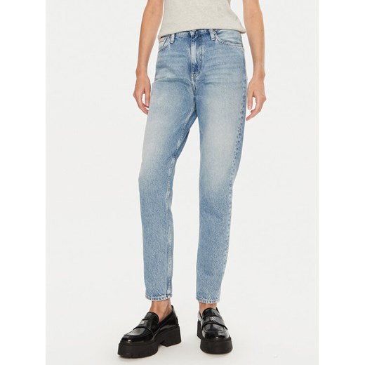 Calvin Klein Jeans Jeansy J20J224036 Niebieski Mom Fit ze sklepu MODIVO w kategorii Jeansy damskie - zdjęcie 182630184