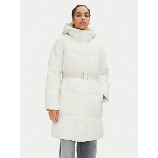 Calvin Klein Jeans Kurtka zimowa J20J224122 Écru Relaxed Fit ze sklepu MODIVO w kategorii Kurtki damskie - zdjęcie 182630594