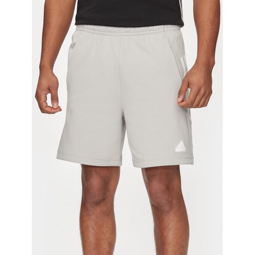 adidas Szorty sportowe Future Icons 3-Stripes IR9165 Szary Regular Fit ze sklepu MODIVO w kategorii Spodenki męskie - zdjęcie 182630770