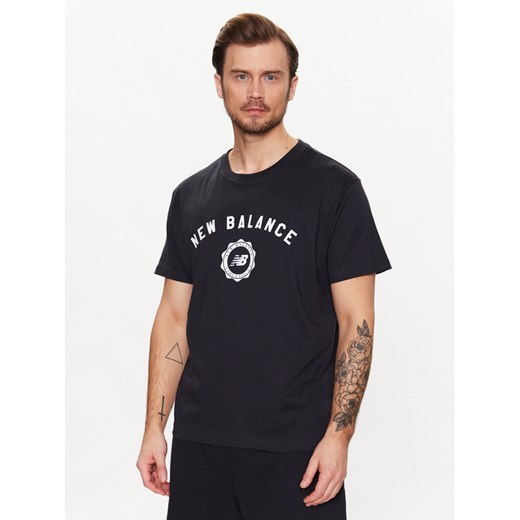 New Balance T-Shirt MT31904 Czarny Relaxed Fit ze sklepu MODIVO w kategorii T-shirty męskie - zdjęcie 182632802