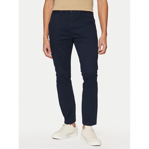 Tommy Jeans Chinosy Austin DM0DM20282 Granatowy Slim Fit ze sklepu MODIVO w kategorii Spodnie męskie - zdjęcie 182632830