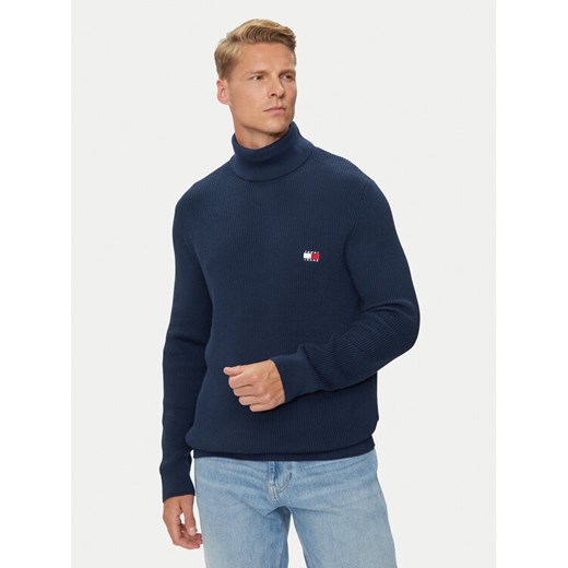Tommy Jeans Golf Badge DM0DM19434 Granatowy Slim Fit ze sklepu MODIVO w kategorii Swetry męskie - zdjęcie 182633962