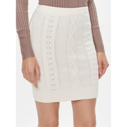 Guess Spódnica mini W4RD58 Z37L1 Écru Slim Fit ze sklepu MODIVO w kategorii Spódnice - zdjęcie 182633994