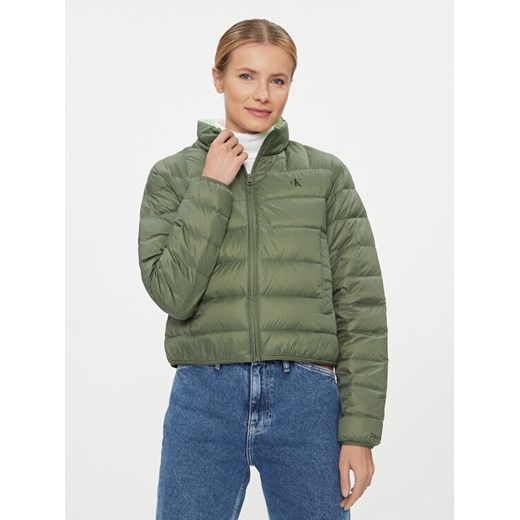 Calvin Klein Jeans Kurtka puchowa J20J222585 Zielony Regular Fit ze sklepu MODIVO w kategorii Kurtki damskie - zdjęcie 182634300
