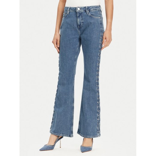 Guess Jeansy W5GA1E D4H7C Niebieski Boot Fit ze sklepu MODIVO w kategorii Jeansy damskie - zdjęcie 182636003