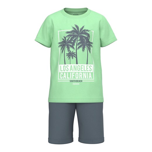 NAME IT Komplet t-shirt i spodenki 13214392 Zielony Regular Fit ze sklepu MODIVO w kategorii Komplety chłopięce - zdjęcie 182636151