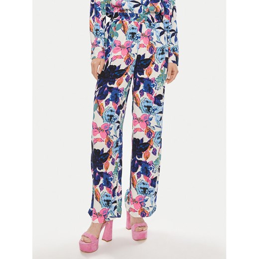 YAS Spodnie materiałowe Alara 26033658 Kolorowy Loose Fit ze sklepu MODIVO w kategorii Spodnie damskie - zdjęcie 182636803