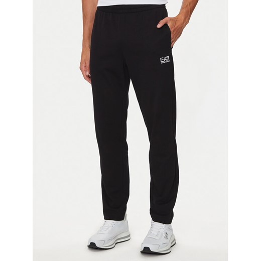 EA7 Emporio Armani Spodnie dresowe 8NPP65 PJVRZ 1200 Czarny Regular Fit ze sklepu MODIVO w kategorii Spodnie męskie - zdjęcie 182637581