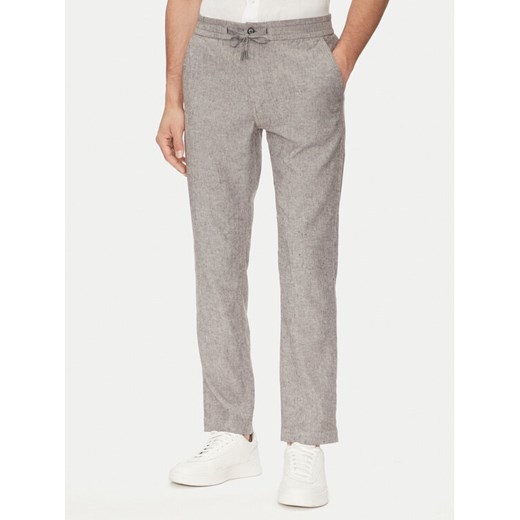 BOSS Spodnie materiałowe Sanderson-L 50536881 Brązowy Regular Fit ze sklepu MODIVO w kategorii Spodnie męskie - zdjęcie 182637720