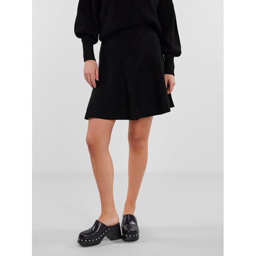 YAS Spódnica mini 26031906 Czarny Regular Fit ze sklepu MODIVO w kategorii Spódnice - zdjęcie 182638570